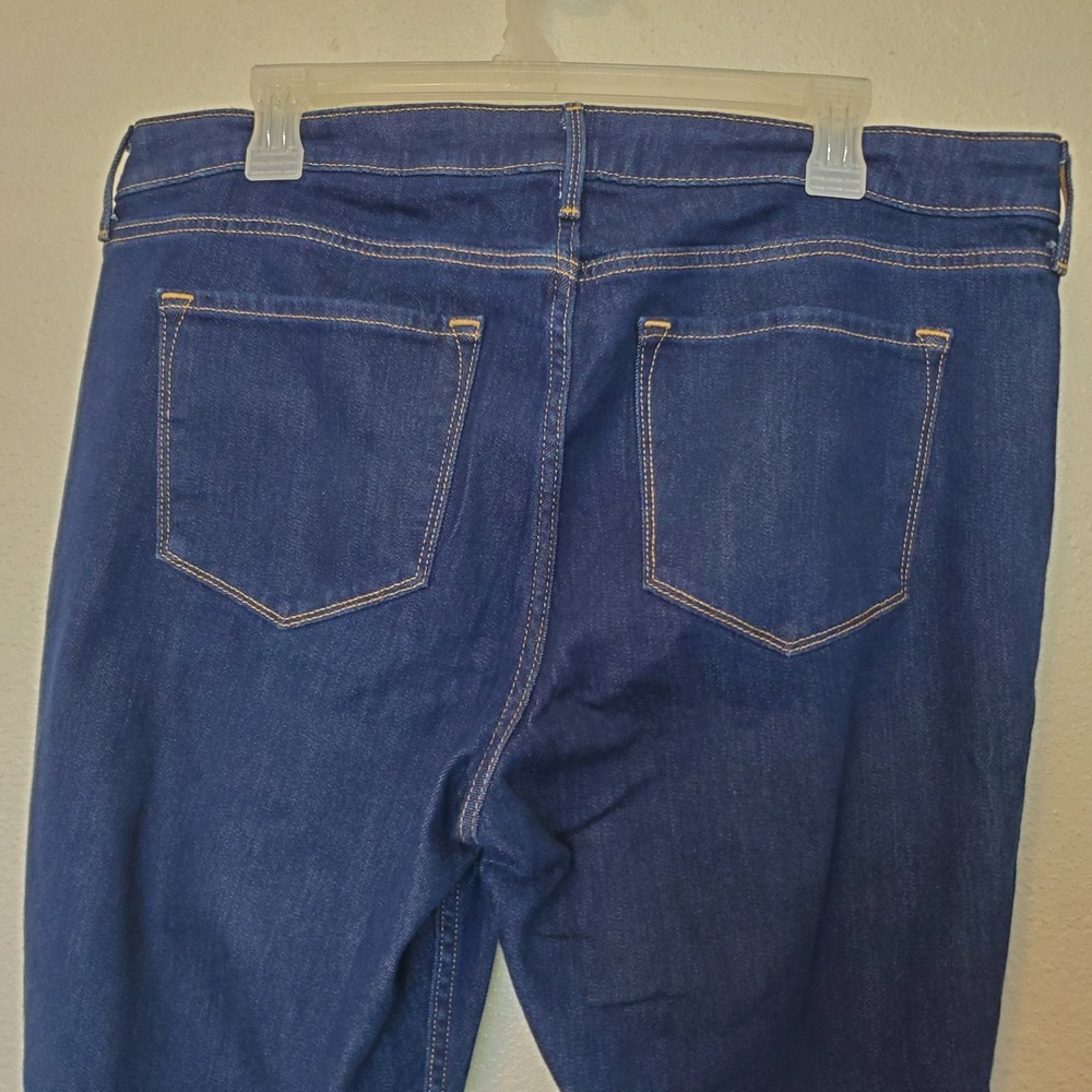 Old Navy Wow Boot-Cut Jeans Womens 16 Short Dark Wash Mid-Rise Denim Blue - Picture 9 of 11